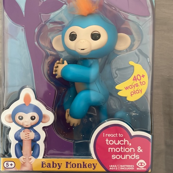 Pick 3/$20 Fingerlings Baby Monkey Toy - Picture 2 of 2